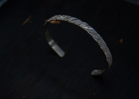 Silver bracelet with unique pattern