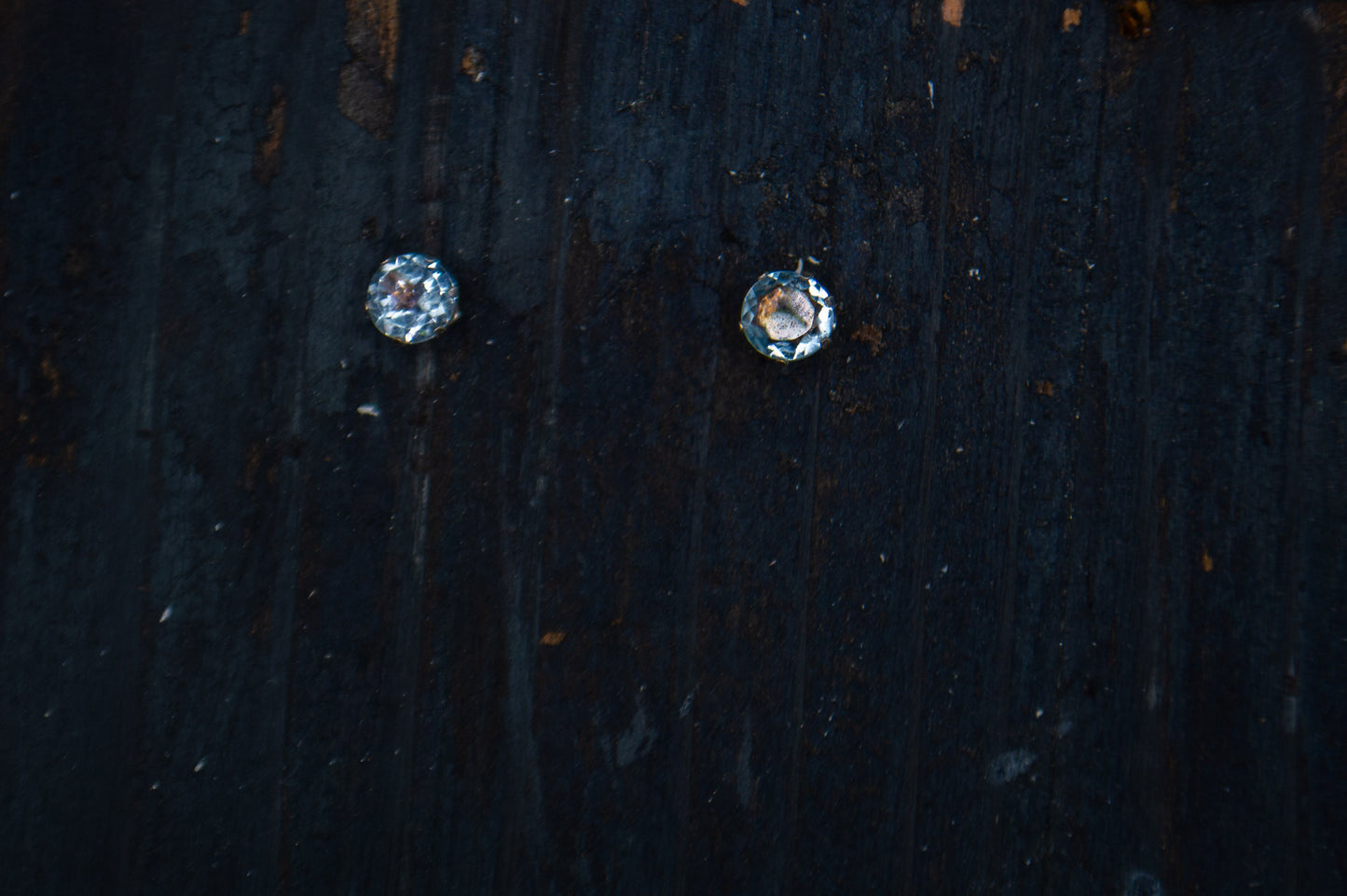 Silver earrings with blue topaz